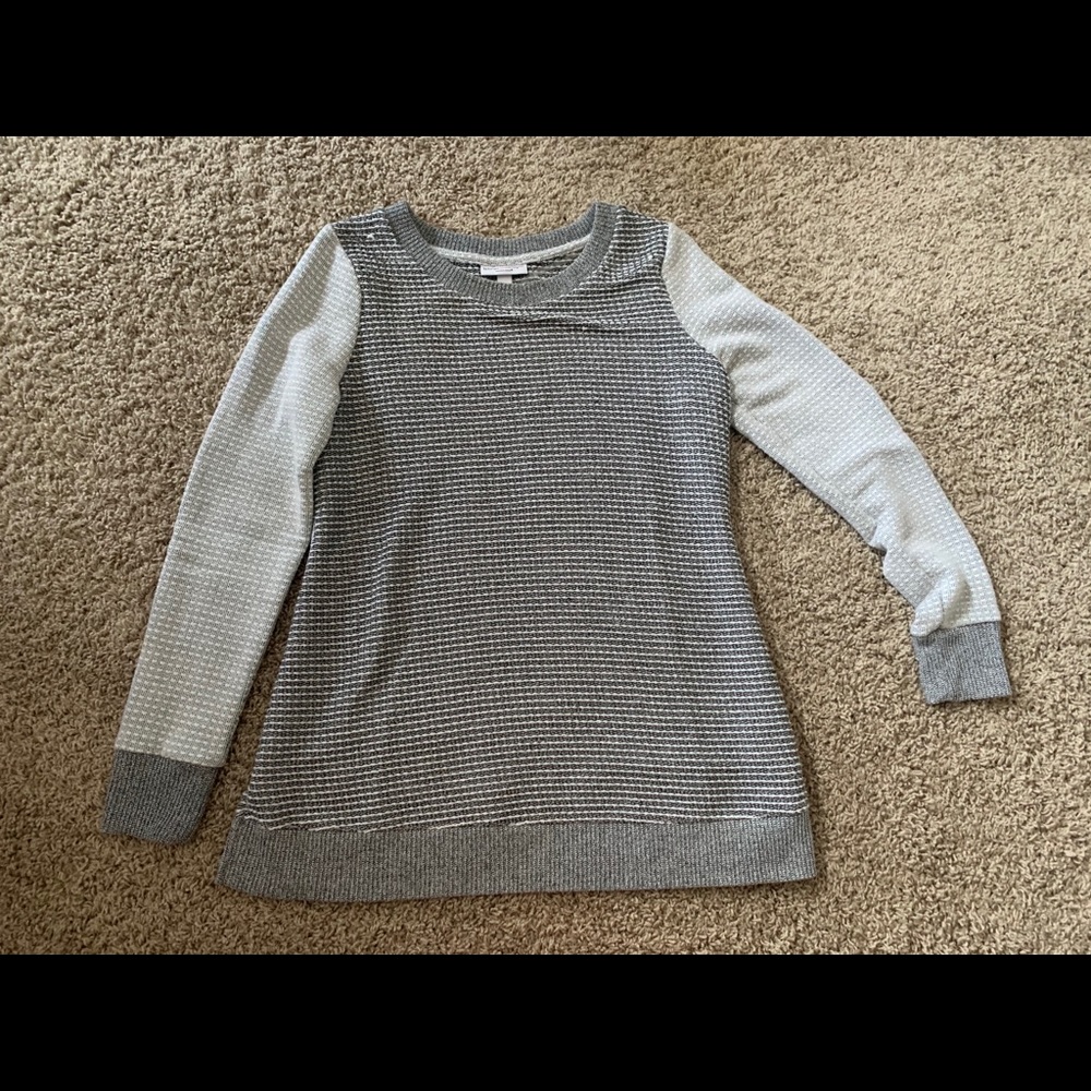 Maternity sweater